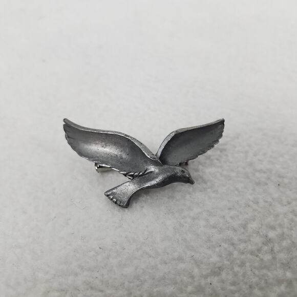 Unbranded Jewelry - Vintage Lovely Pewter Tone Seagull Bird in Flight Brooch/Pin
